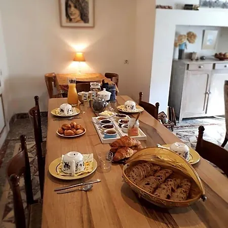 Sun D'hotes Oda ve Kahvaltı 3*