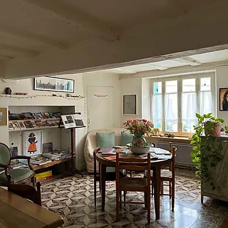 Sun D'hotes Oda ve Kahvaltı